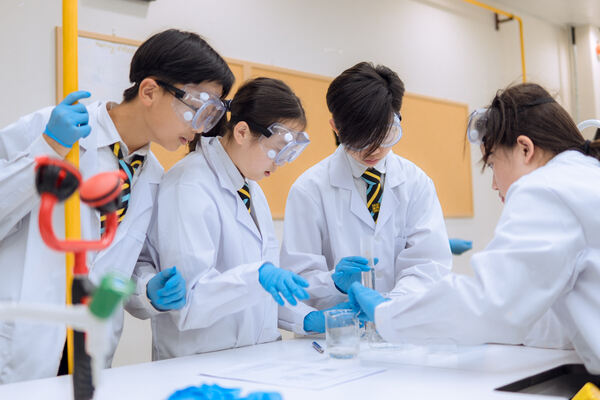  Grade 7 - 科学课,南通惠立学校